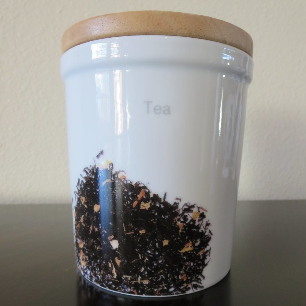 Essence Porcelain Tea Canister Storage Jar With Wood Lid